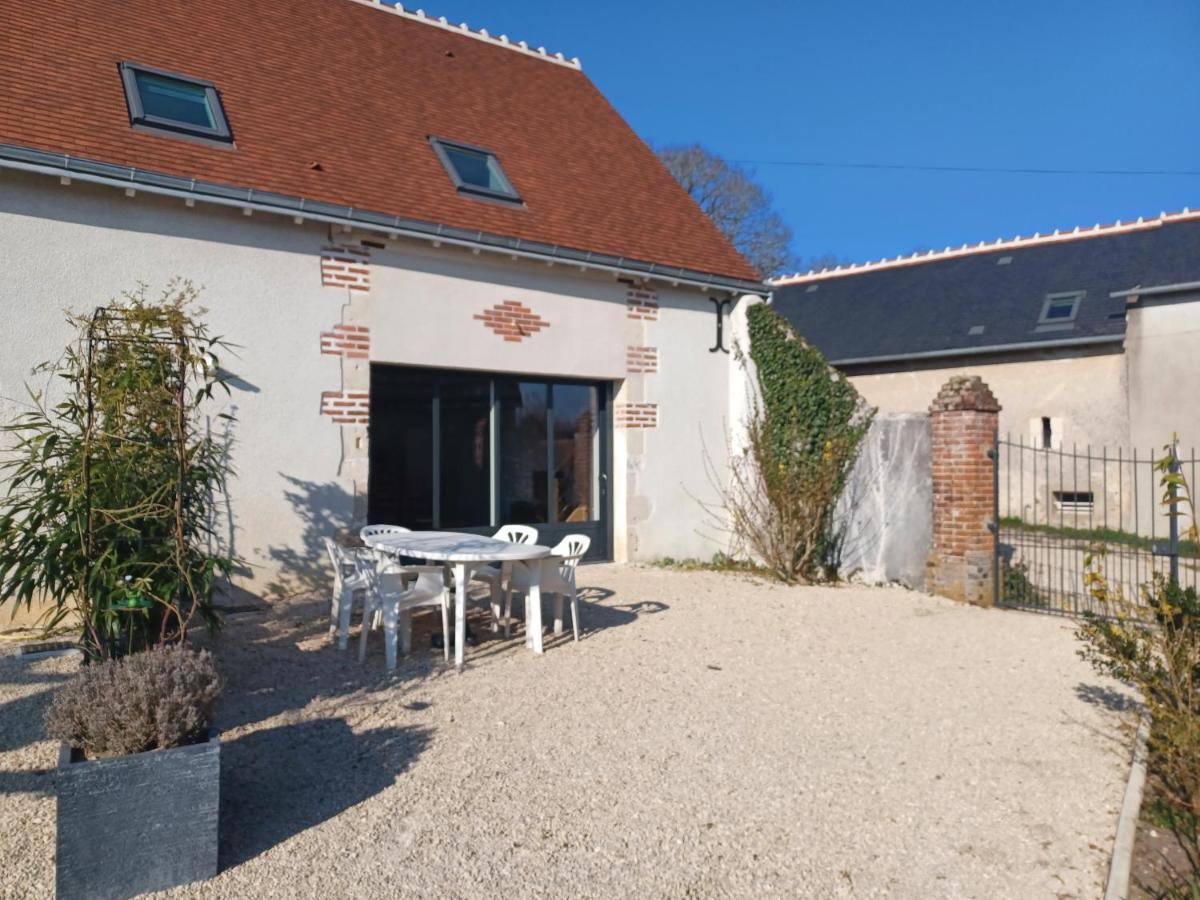 Reve De Loire Gite Au Calme Au Pied Des Chateaux De La Loire Onzain Exterior photo
